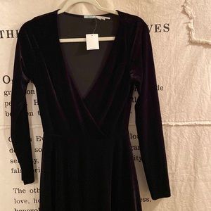 Beautiful black velvet brand new urban outfitters dress